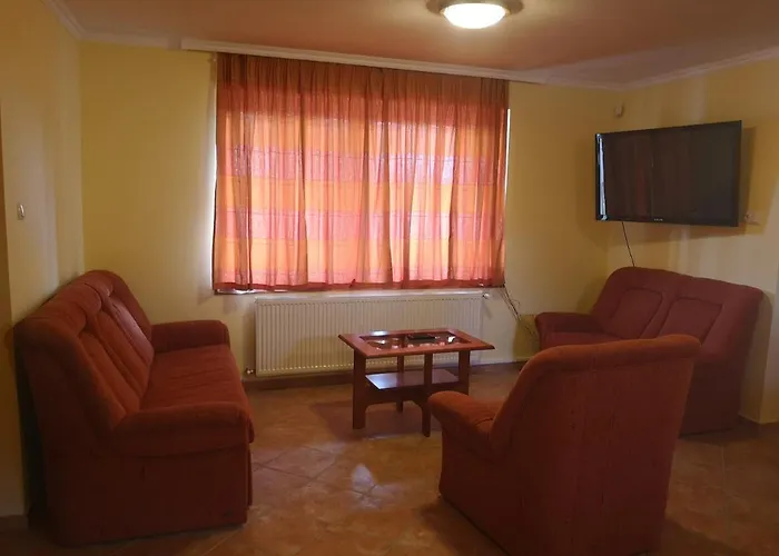 Budanyi Vendeghaz Case de vacanță